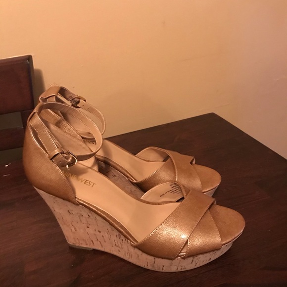 Dressy sandals - Picture 2 of 3